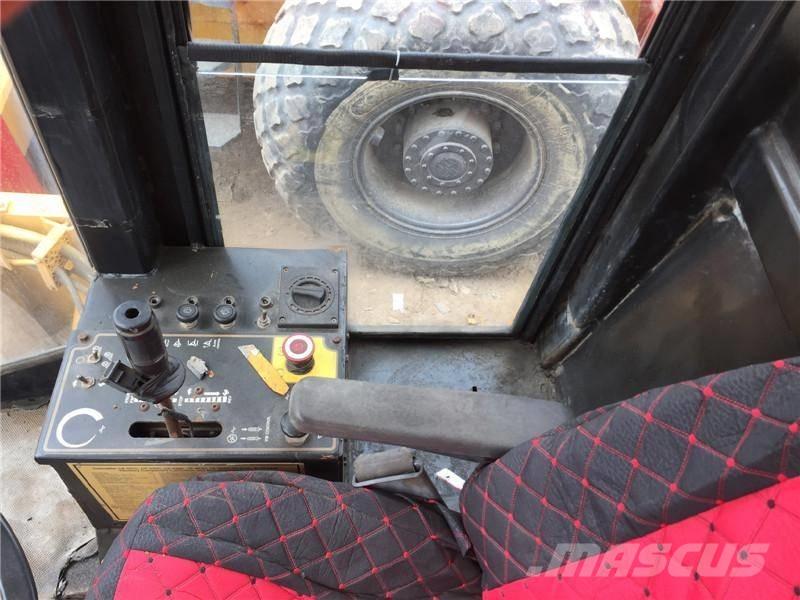 CAT CS-583C Yksivalssijyrät