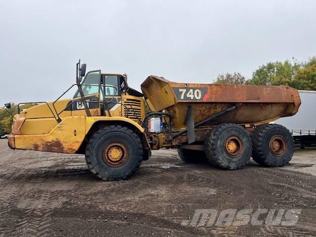 CAT 740 Dumpperit
