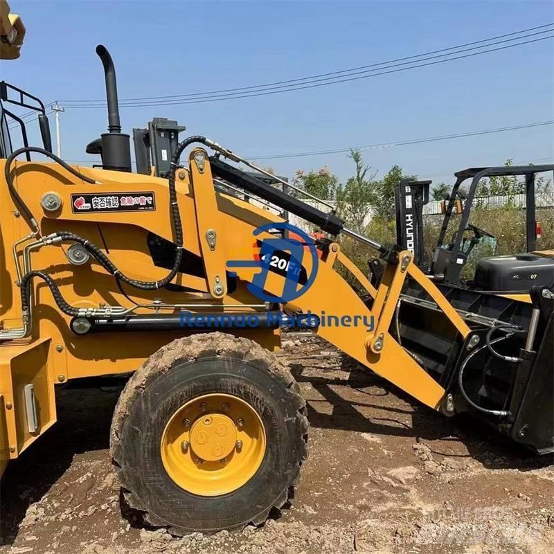 CAT 420F Pyöräkuormaajat