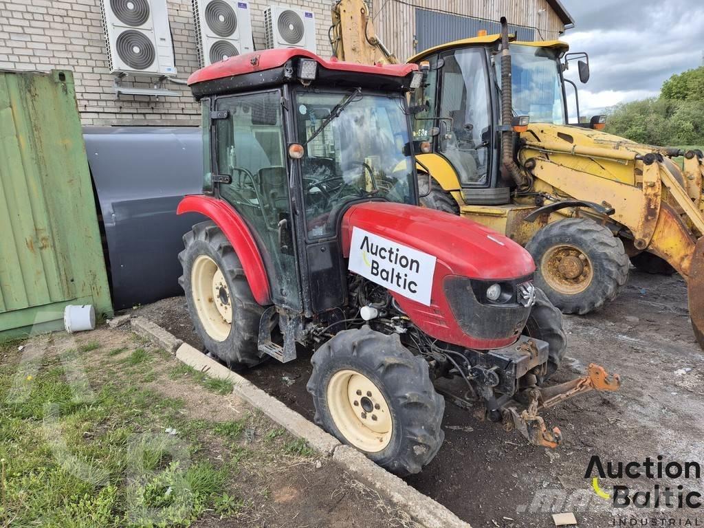 Branson 5820 CX Traktorit