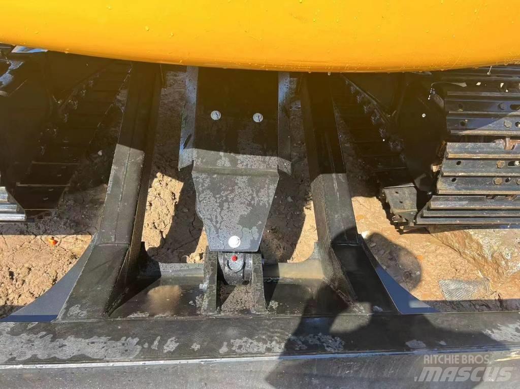 CAT 307 Telakaivukoneet