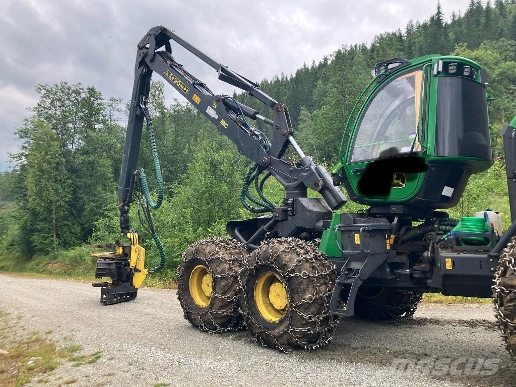 John Deere 1470G Harvesterit
