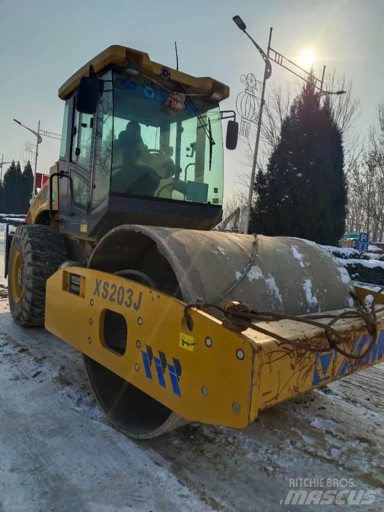XCMG XS 143J Yksivalssijyrät