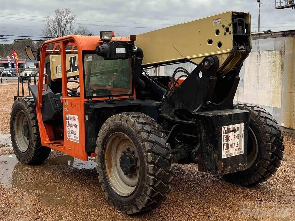 JLG G6-42A Kurottajat