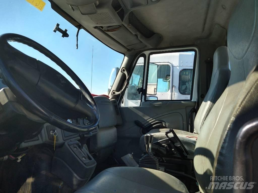 International 4400 Jäteautot