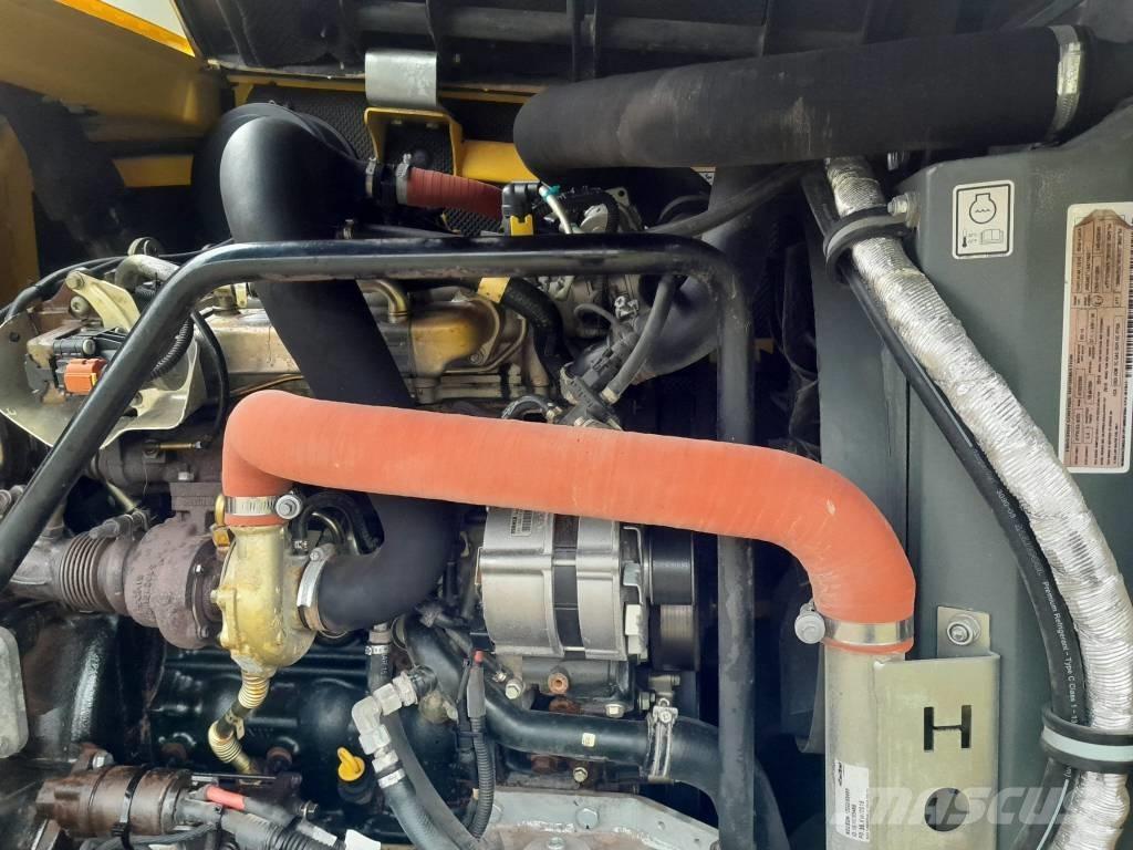 Wacker Neuson EW100 Pyöräkaivukoneet