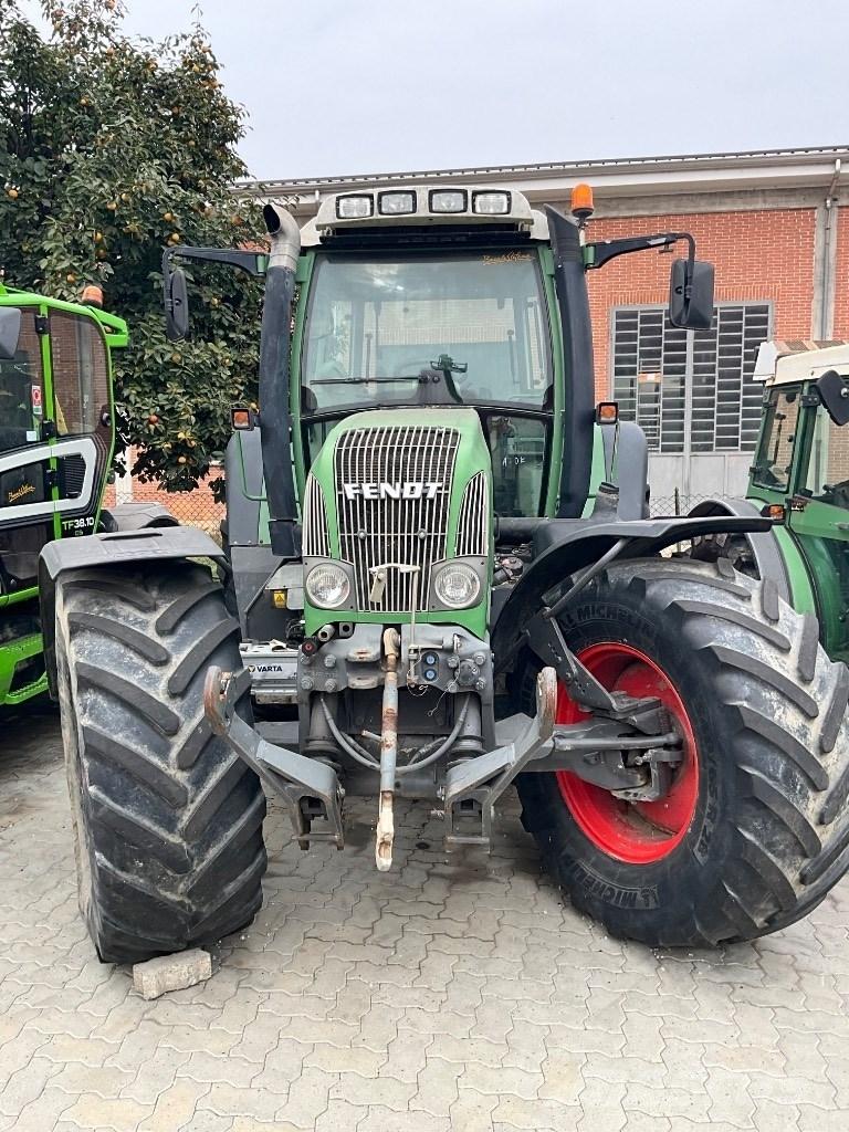 Fendt 716 Vario Traktorit