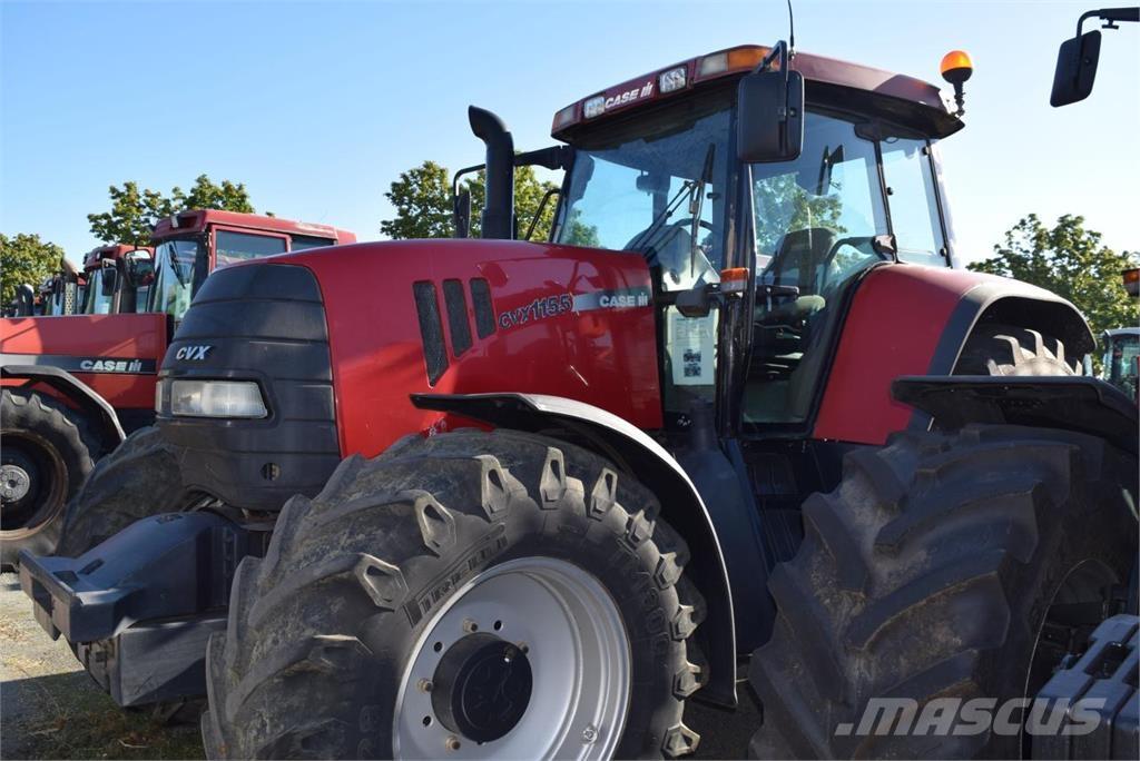 Case IH CVX 1155 Traktorit
