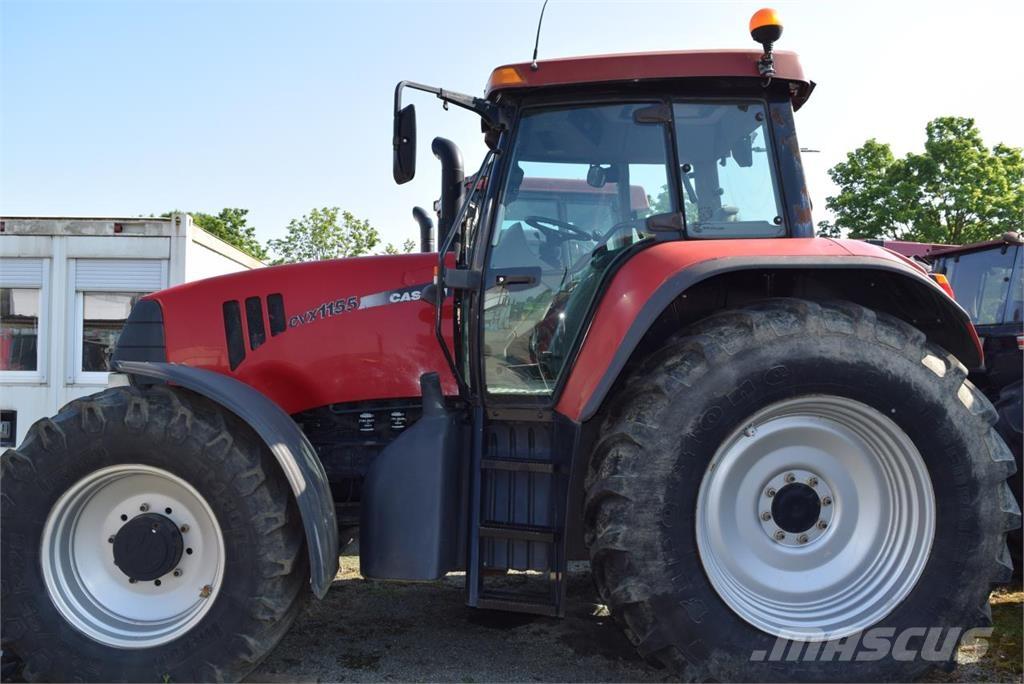 Case IH CVX 1155 Traktorit