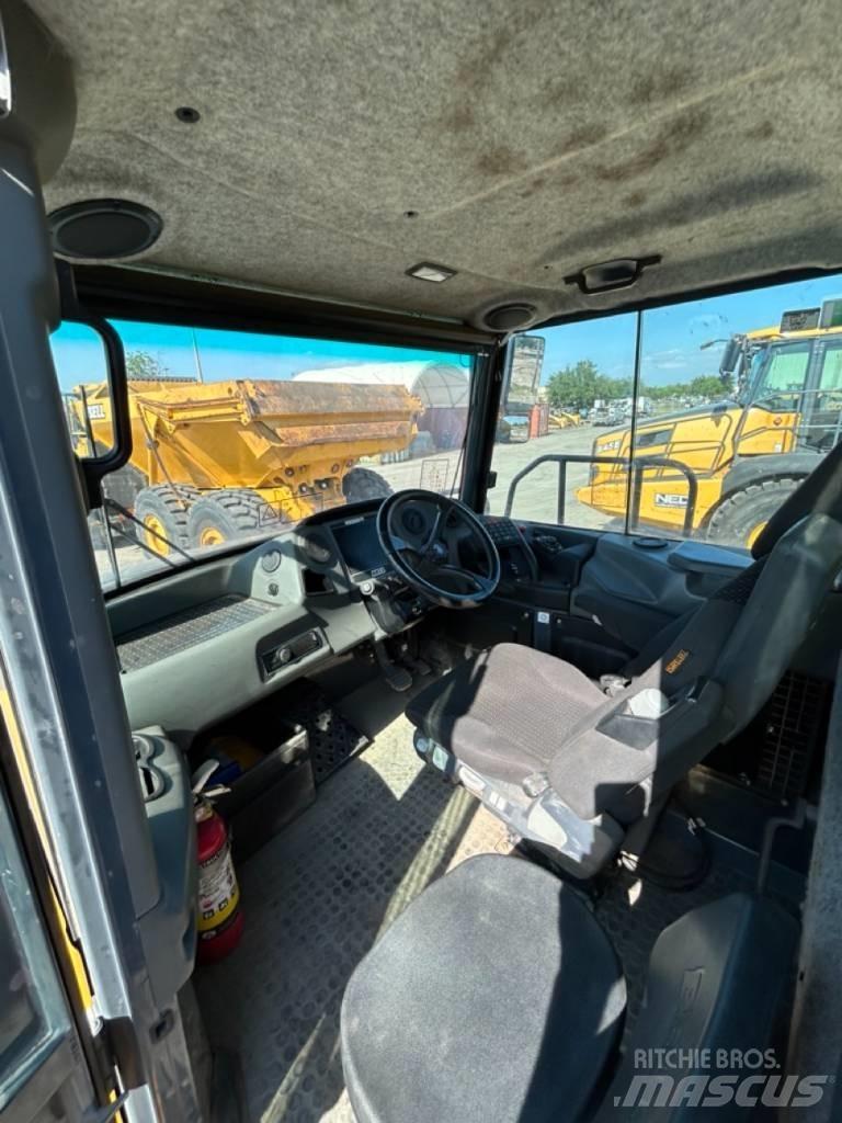 Bell B30E Dumpperit