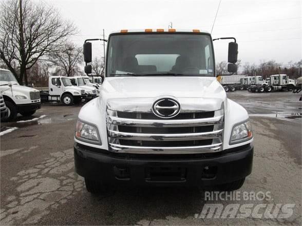 Hino 338 Paine-/imuautot