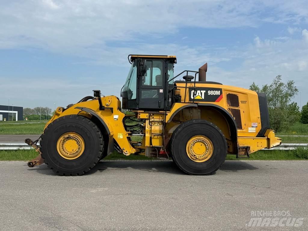 CAT 980M Pyöräkuormaajat