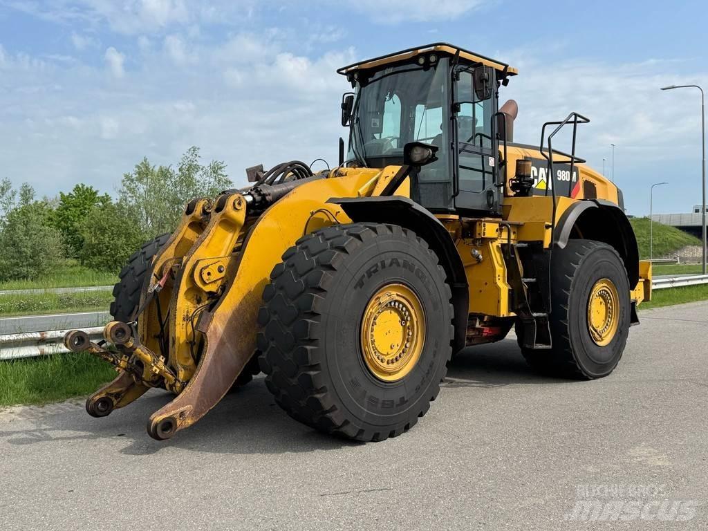 CAT 980M Pyöräkuormaajat
