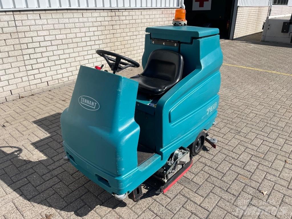 Tennant 7100 Lakaisukoneet