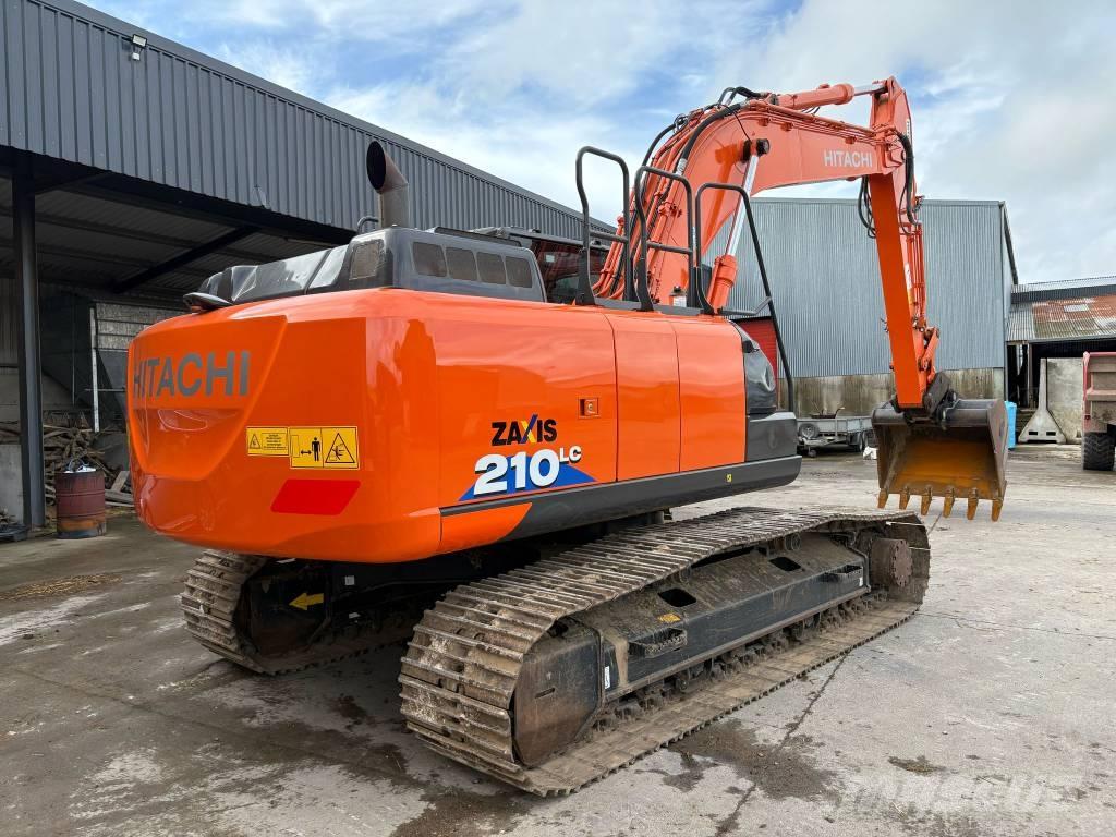 Hitachi 210LC Telakaivukoneet