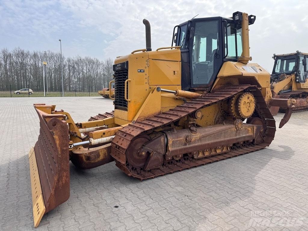 CAT D6N XL Telaketjupuskutraktorit