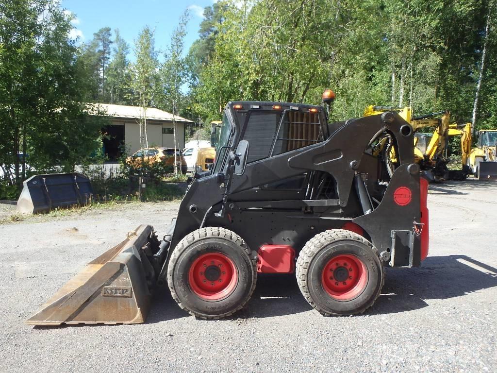 Bobcat S 300 Liukuohjatut kuormaajat