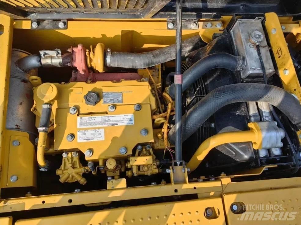 CAT 312 D Telakaivukoneet