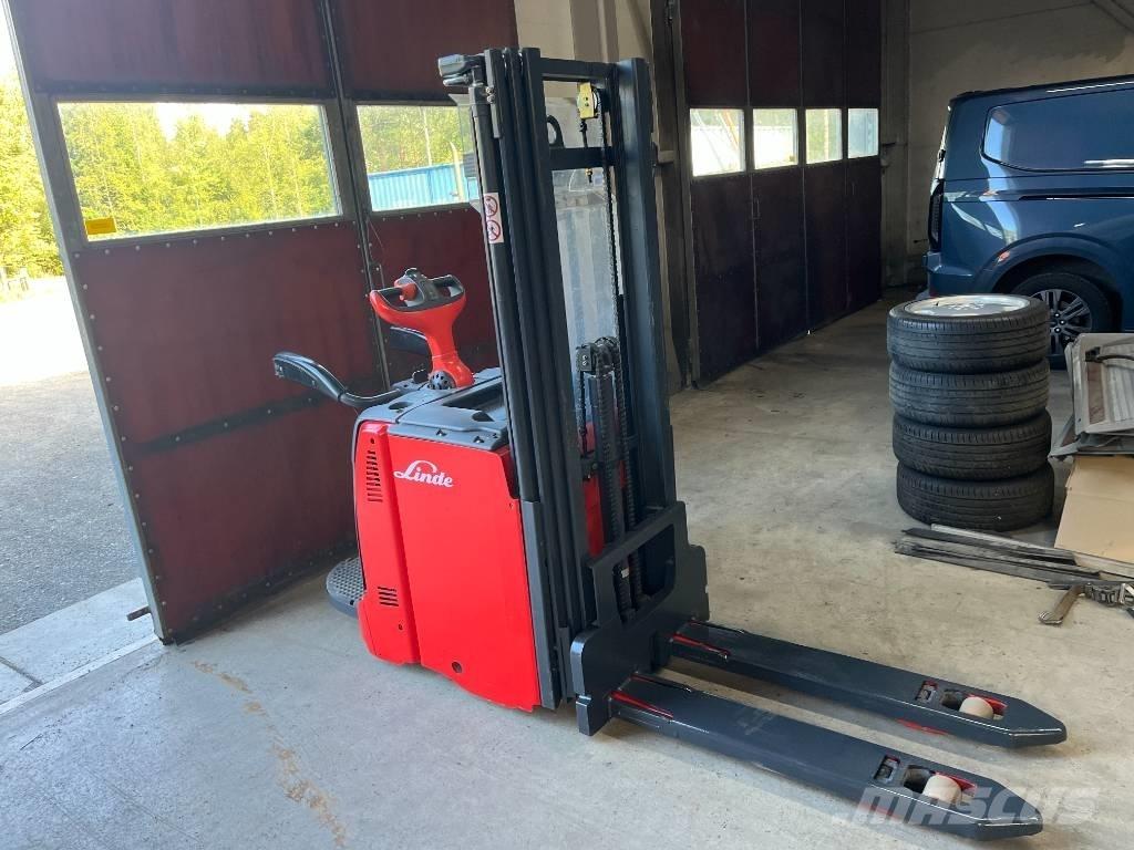 Linde D 14 AP Ajettavat pinoamisvaunut