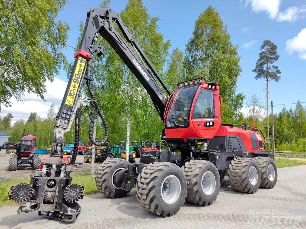 Komatsu 901 XC Harvesterit