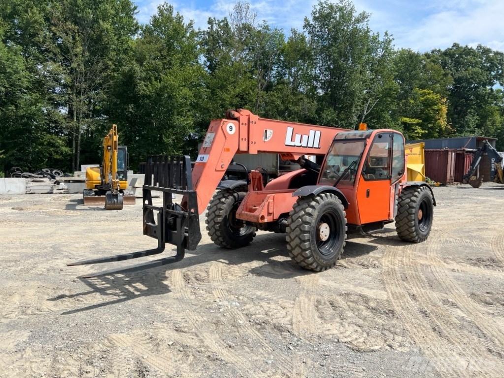 Lull 944E-42 Kurottajat