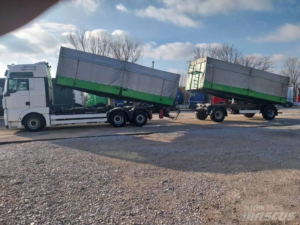 MAN TGX XXL Vetopöytäautot
