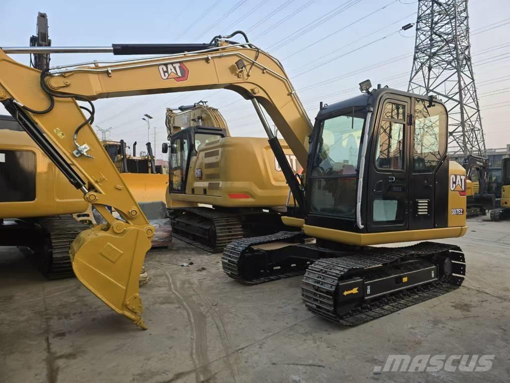CAT 307 Minikaivukoneet < 7t
