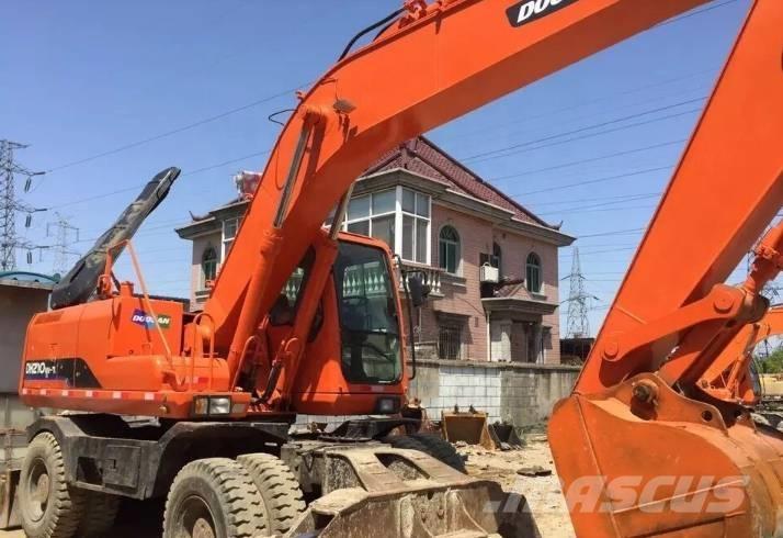 Doosan DH210W-7 Pyöräkaivukoneet