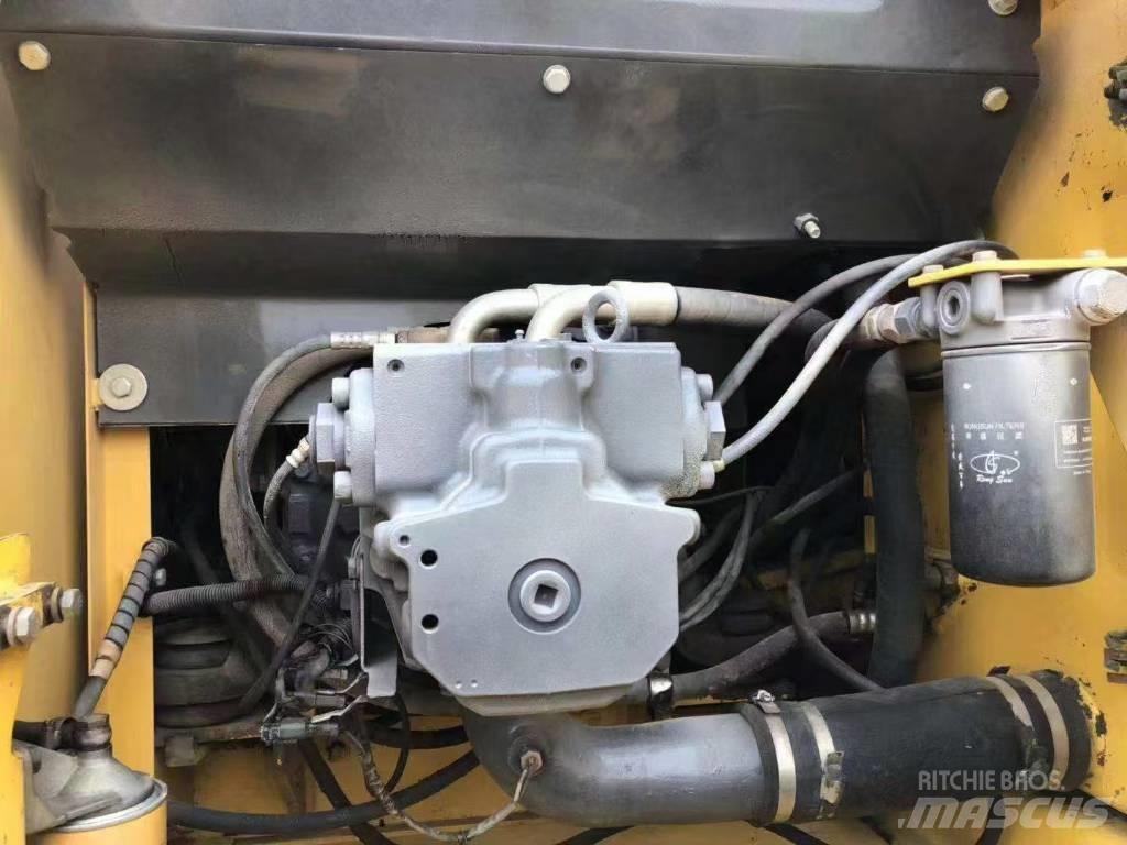 Komatsu 200-7 Telakaivukoneet