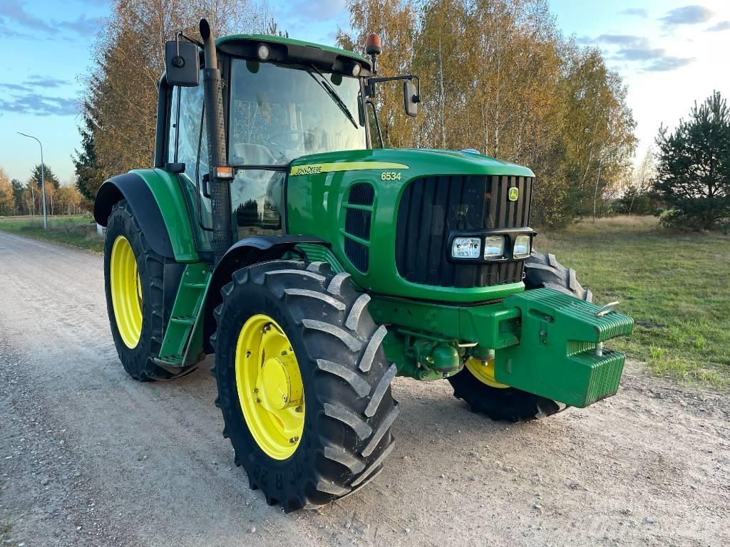 John Deere 6534 Traktorit