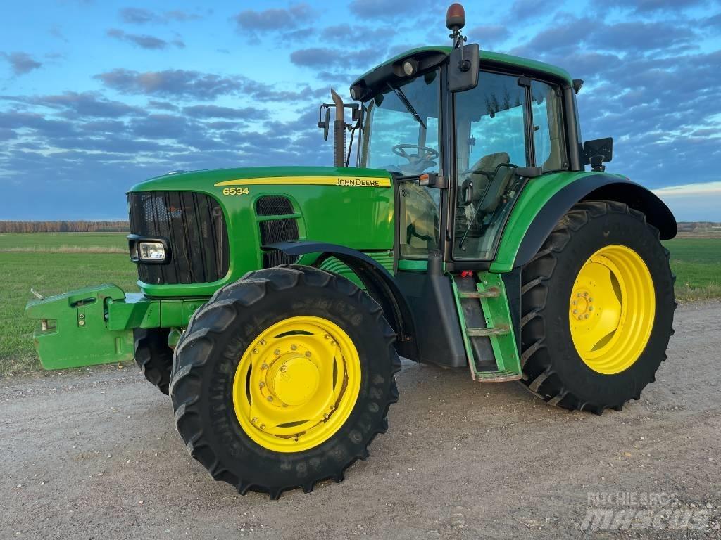 John Deere 6534 Traktorit