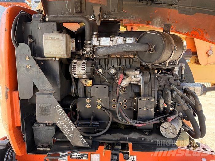 JLG 450AJ Kuukulkijat