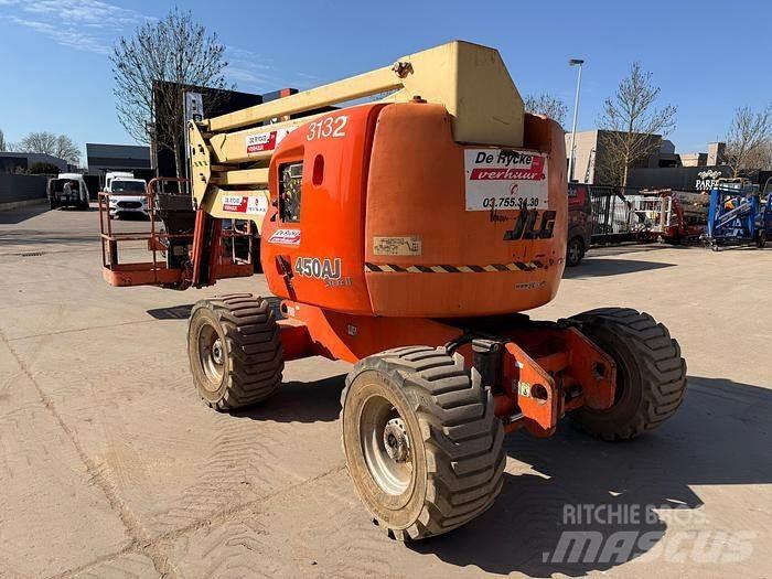 JLG 450AJ Kuukulkijat