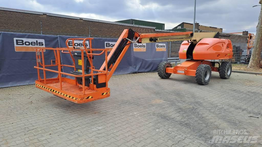 JLG 460 SJ Teleskooppipuominostimet