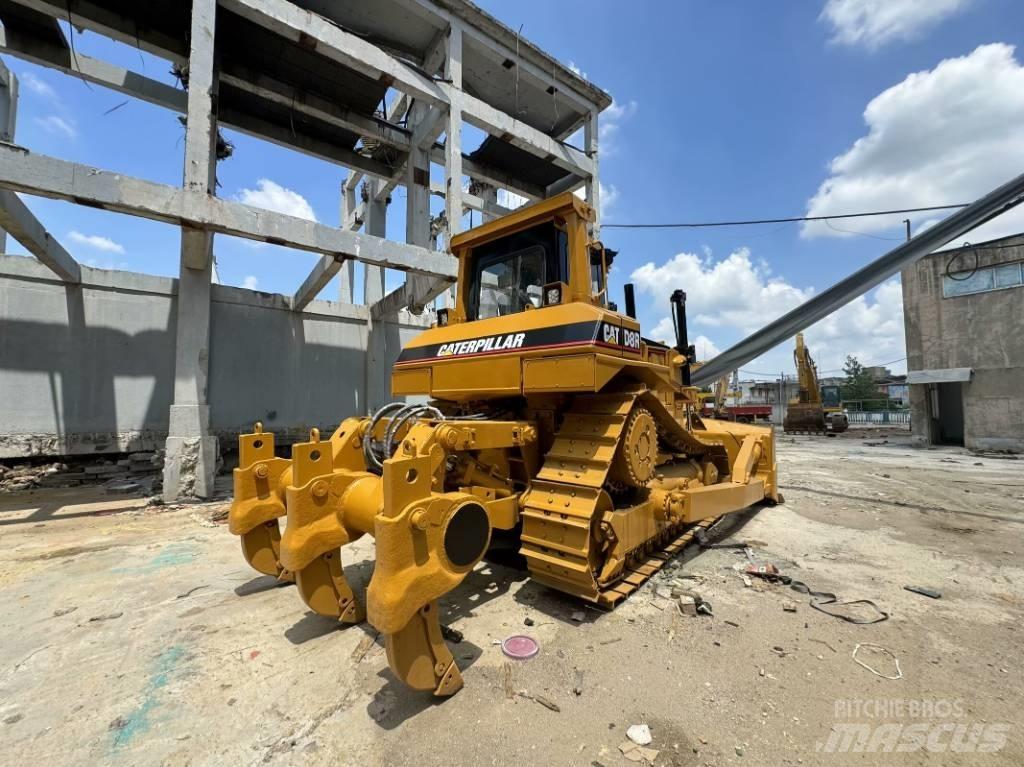 CAT D 7 R Telaketjupuskutraktorit