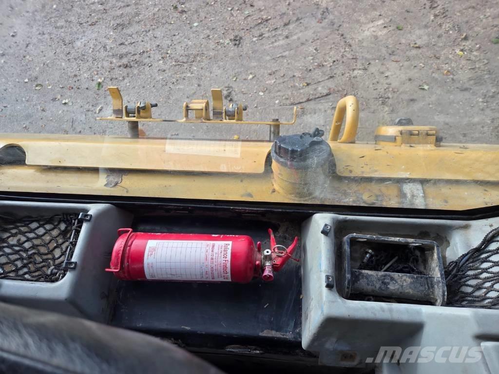 CAT D 6 N LGP Telaketjupuskutraktorit