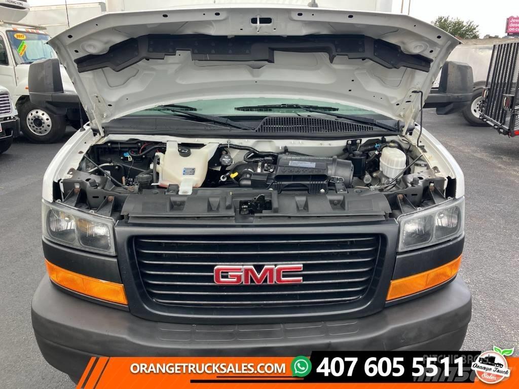 GMC Savana G3500 Pakettiautot