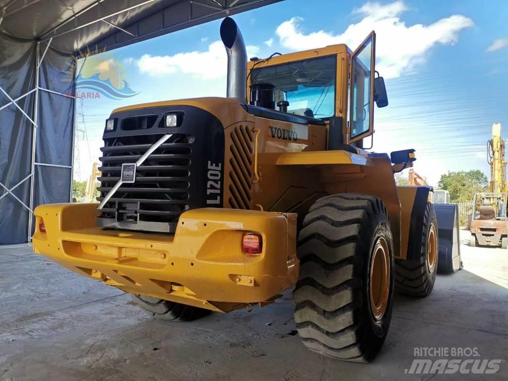 Volvo L 120 E Pyöräkuormaajat