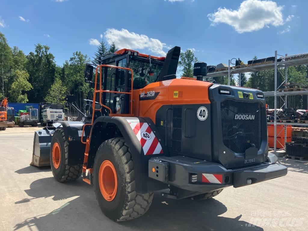 Doosan DL 320-7 Pyöräkuormaajat