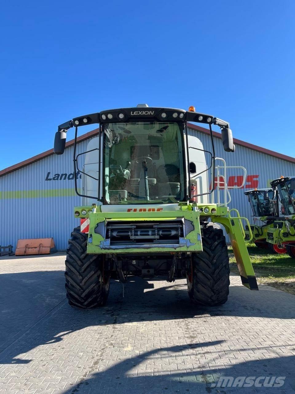 CLAAS Lexion 750 Leikkuupuimurit
