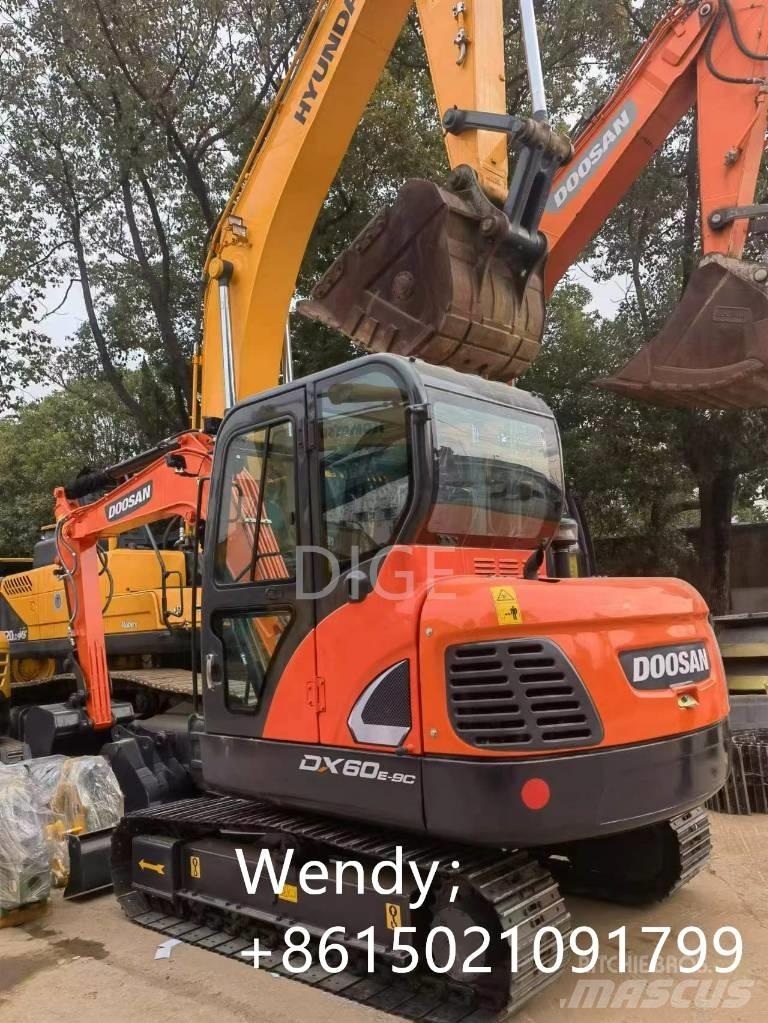 Doosan DX 60 Midikaivukoneet 7t - 12t