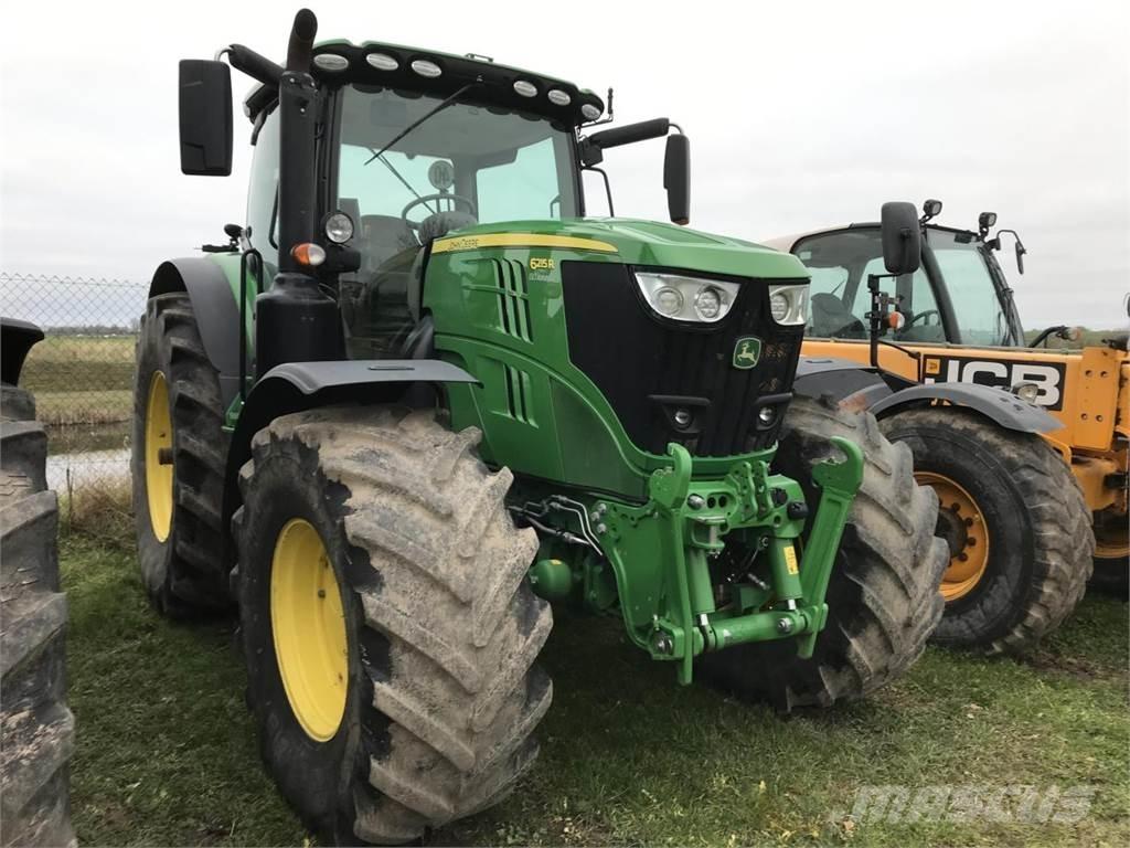John Deere 6215R Traktorit