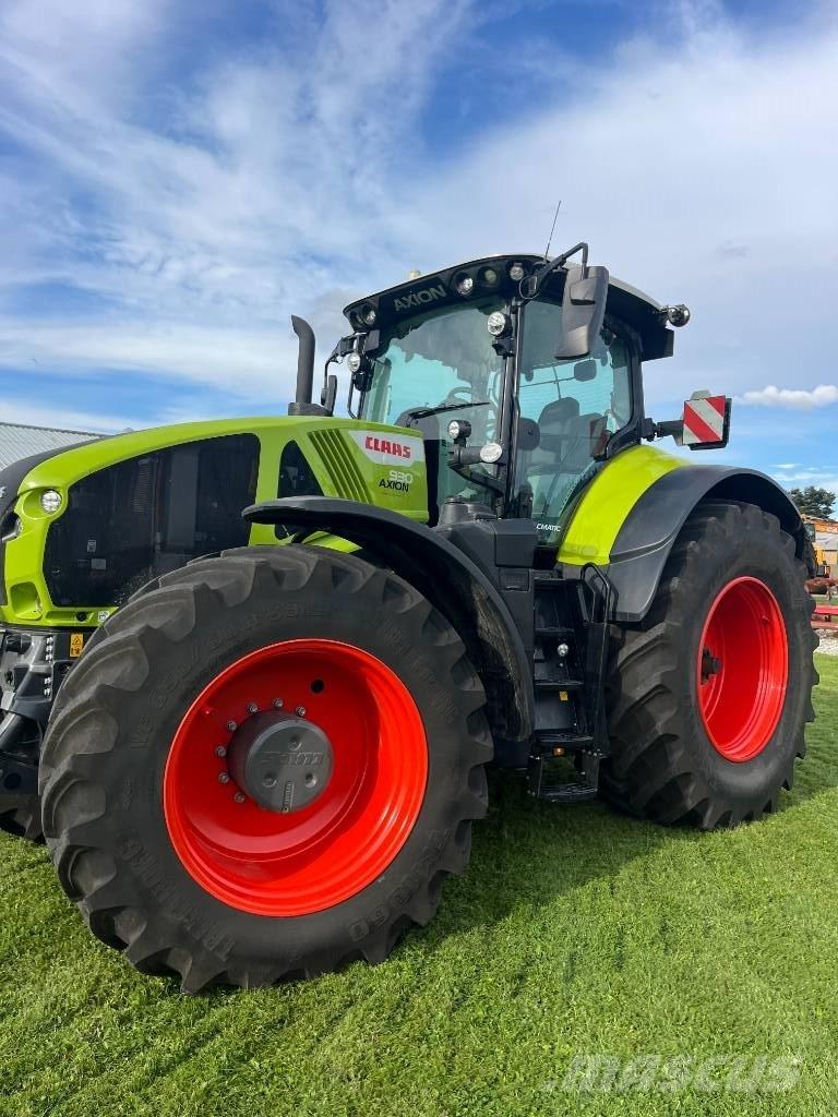 CLAAS AXIO 930 Traktorit
