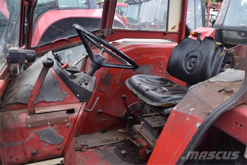 Case IH 844 A/S Traktorit