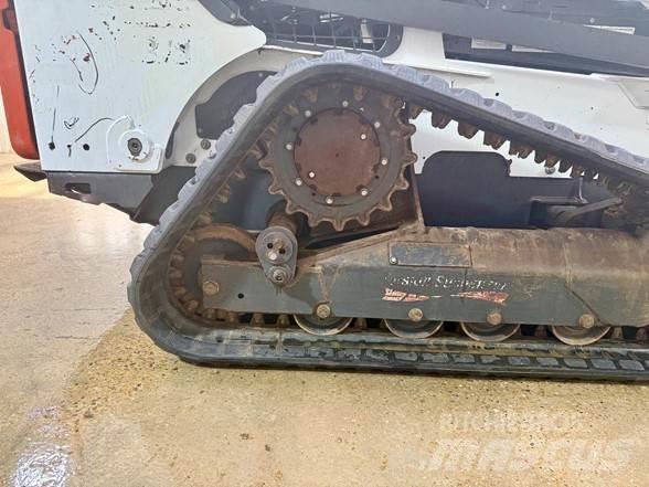 Bobcat T870 Liukuohjatut kuormaajat