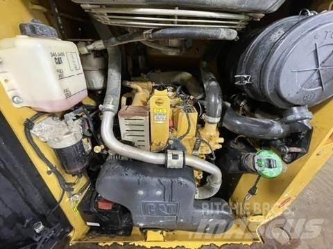 CAT 259D Liukuohjatut kuormaajat