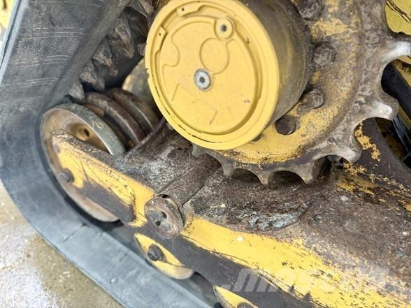 CAT 289D Liukuohjatut kuormaajat