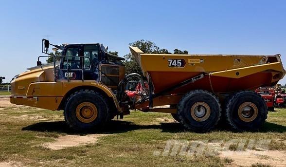 CAT 745 Dumpperit