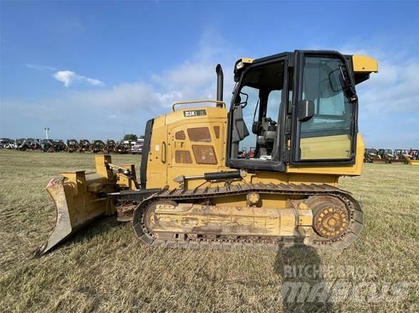 CAT D3K2 XL Telaketjupuskutraktorit