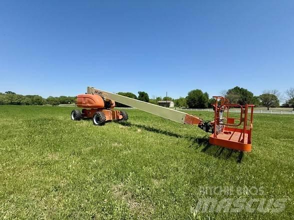 JLG 800S Teleskooppipuominostimet